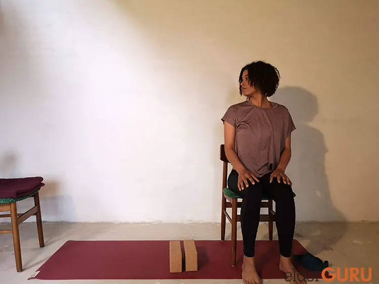 Seated Neck Stretches-Nose to the right