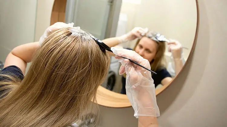 5 Safest Hair Dyes for Gray Hair 5 Safest Hair Dyes for Gray Hair