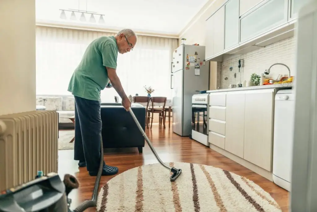 7 Best Lightweight Vacuum Cleaners for Seniors